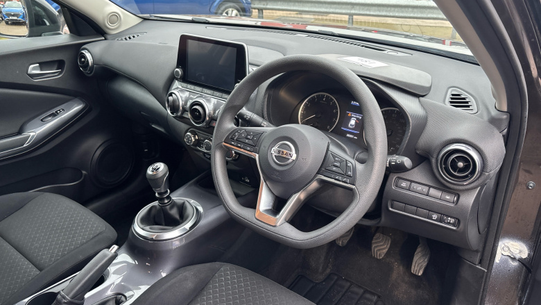 Nissan Juke 1.0 DiG-T 114 Acenta 5dr Petrol Hatchback